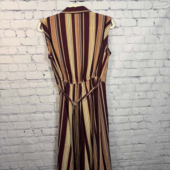 Xhilaration Wrap Dress Size Medium - Picture 4 of 7